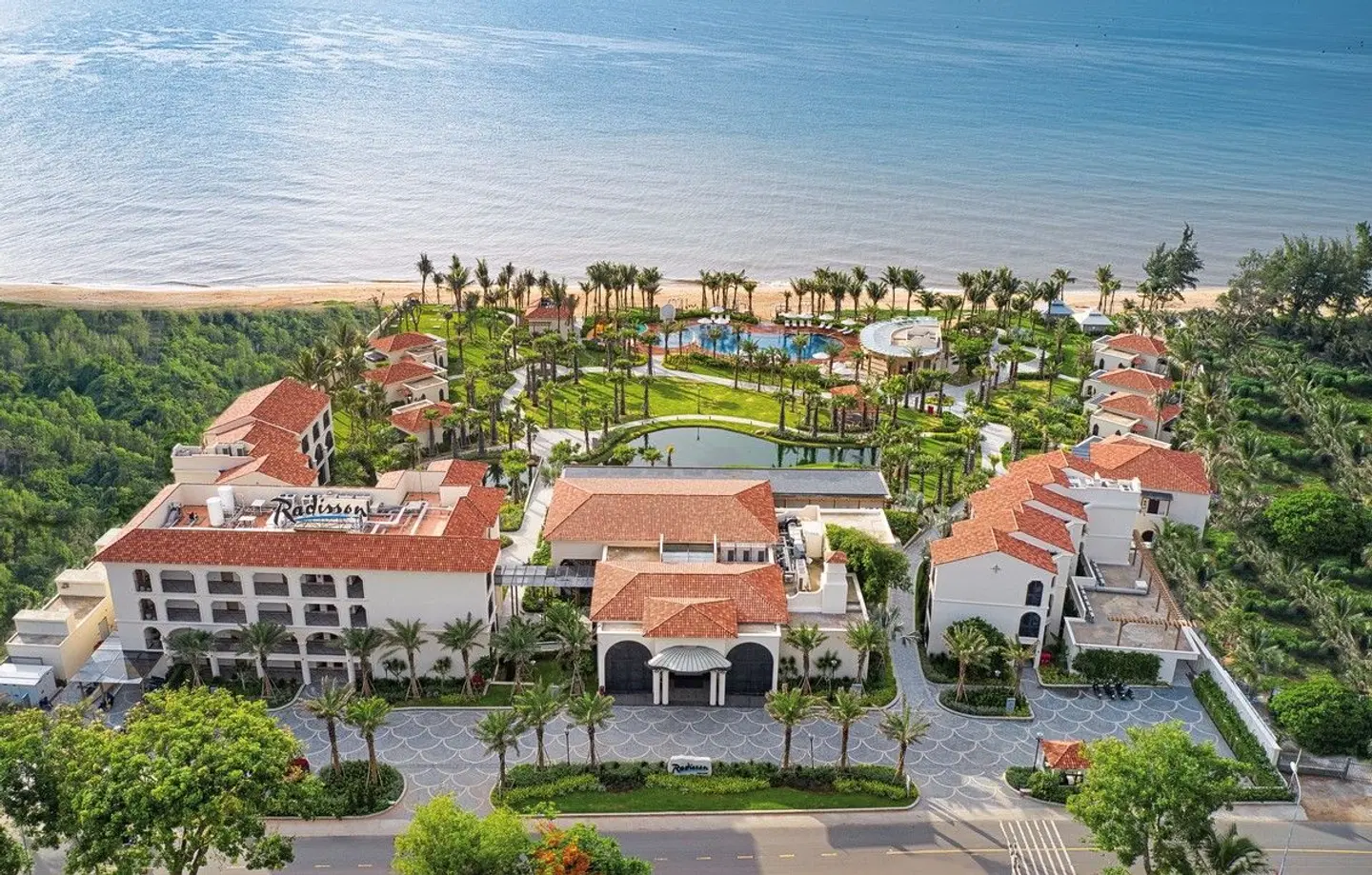 Radisson Resort Phan Thiet EXTERIOR