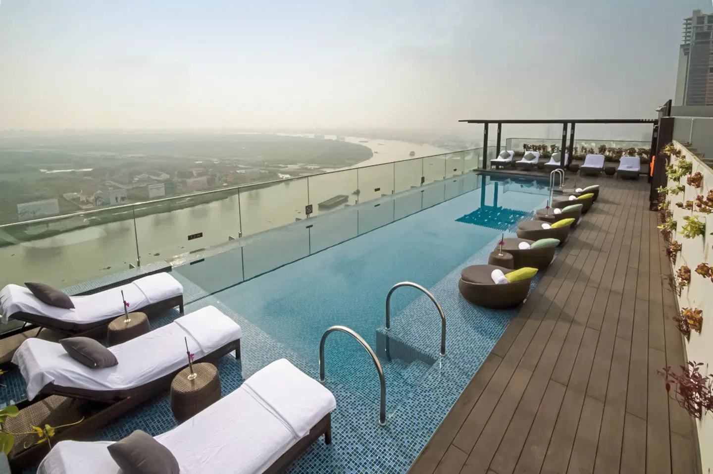 Liberty Central Saigon Riverside Terrasse