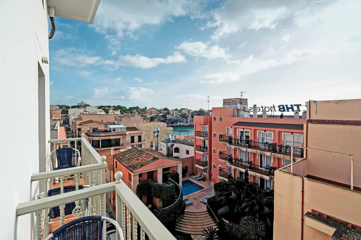 THB Felip EXTERIOR