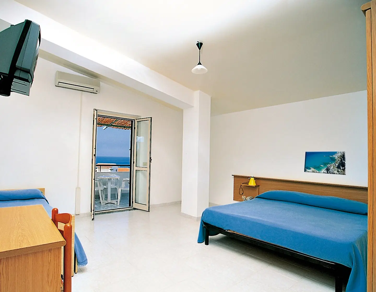 Marinella ROOM_EXAMPLE