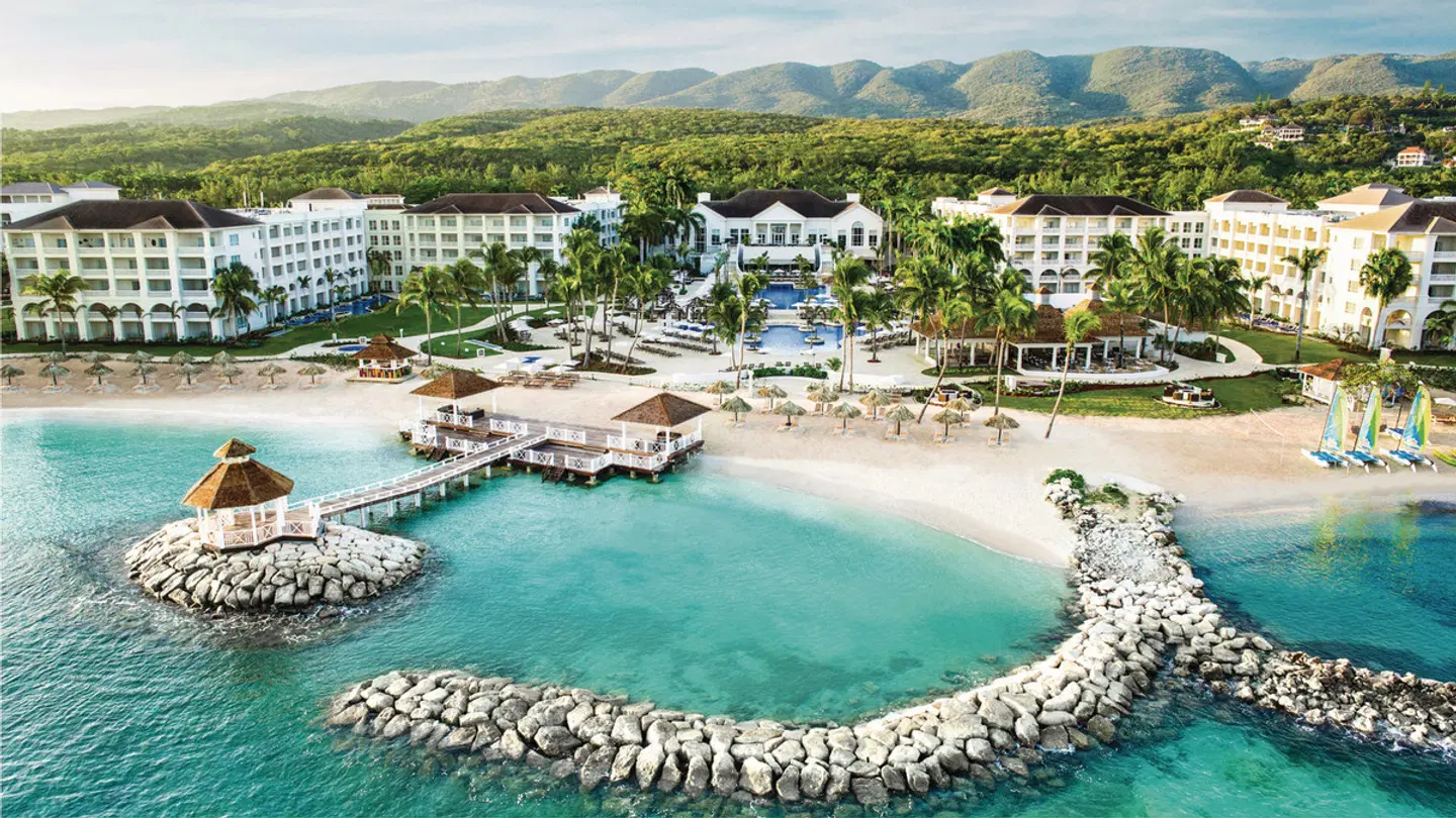 Hyatt Ziva Rose Hall Strand