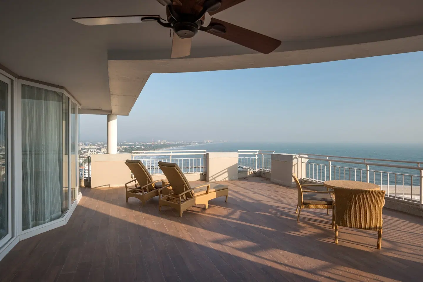Hilton Hua Hin Resort & Spa Terrasse