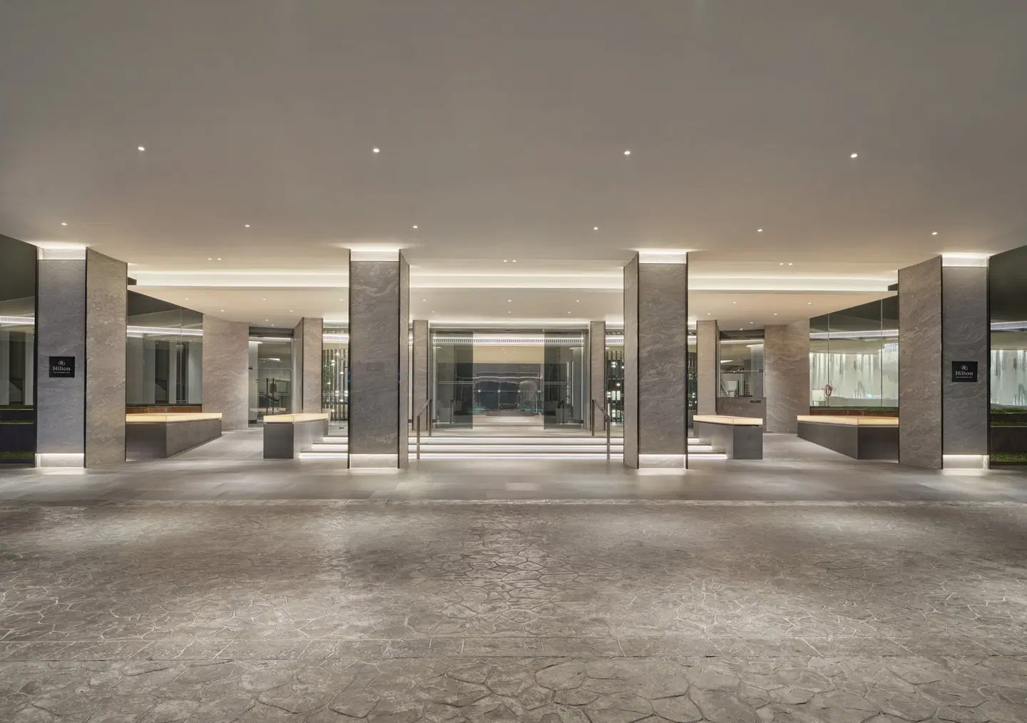 Hilton Hua Hin Resort & Spa LOUNGE_LOBBY
