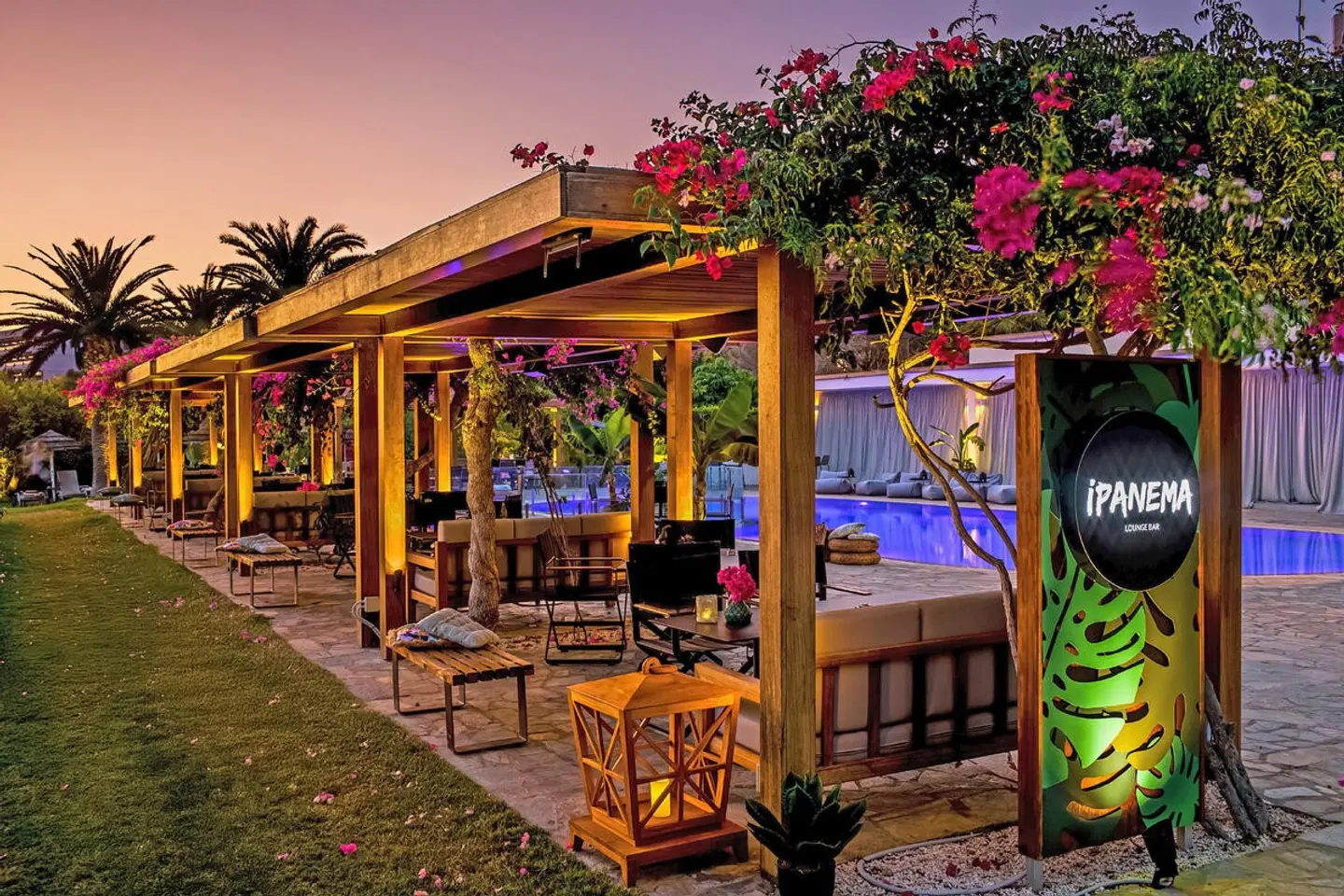 Alion Beach Hotel Terrasse