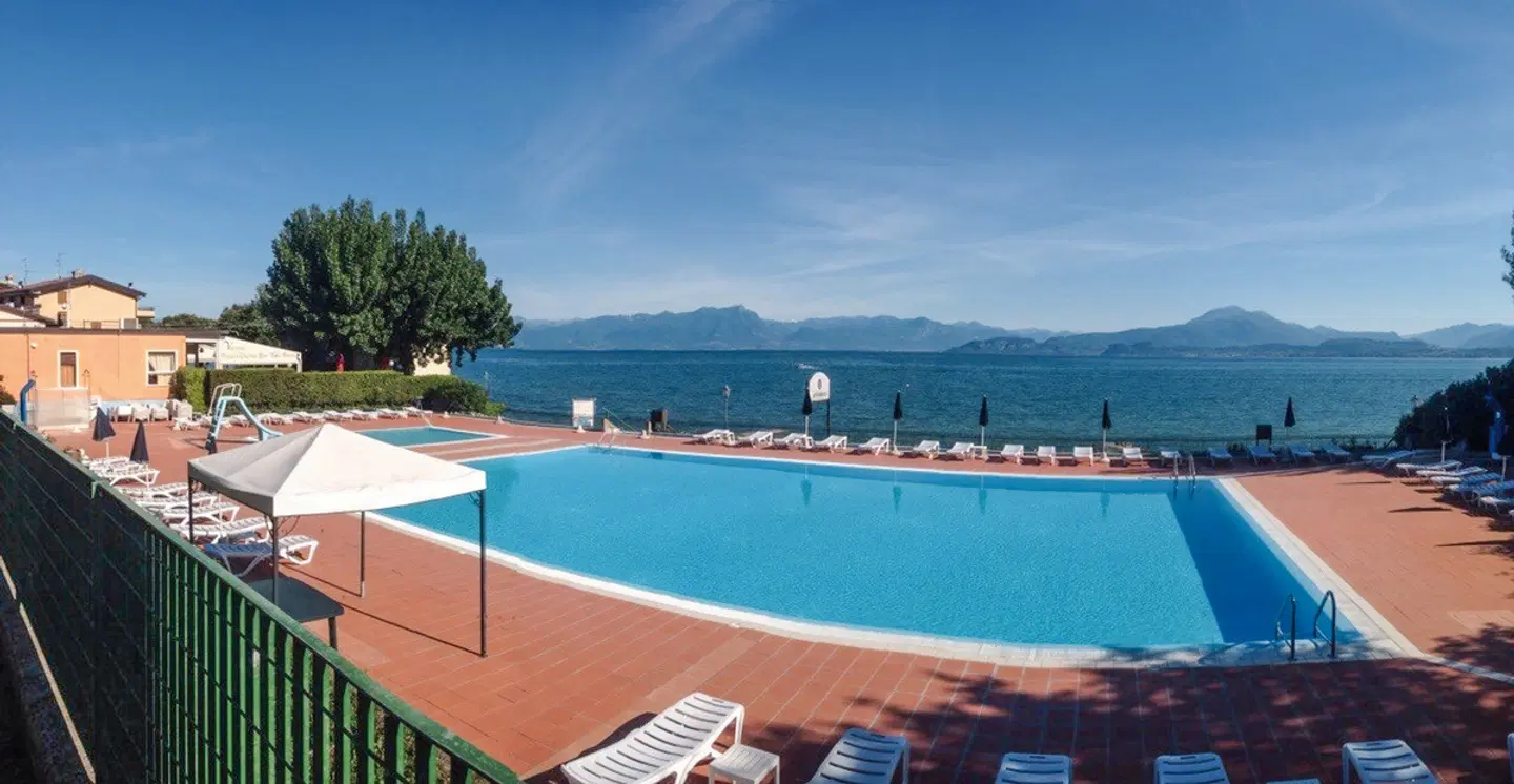 Camping Wien OUTDOOR_POOL