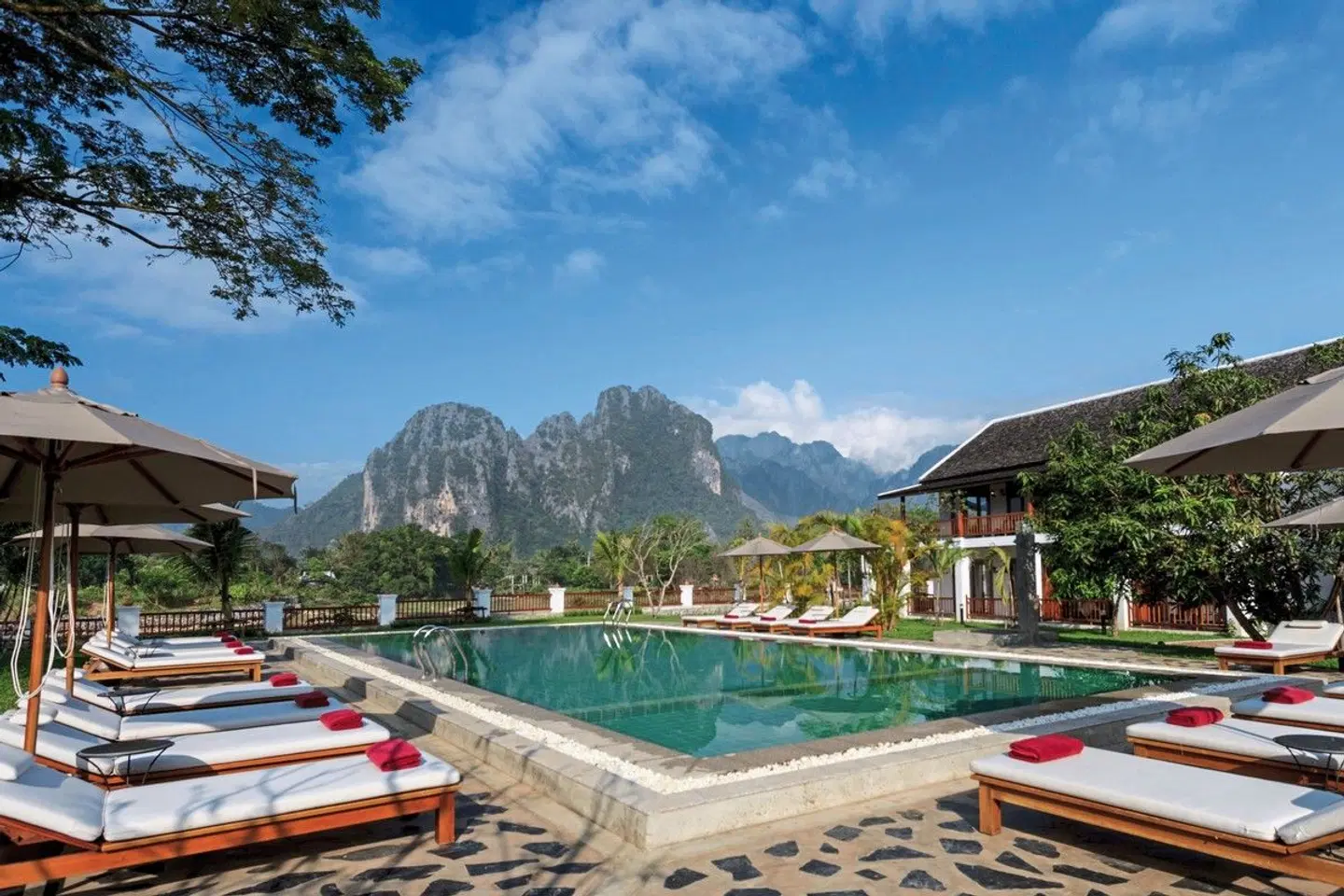 Riverside Boutique Resort OUTDOOR_POOL