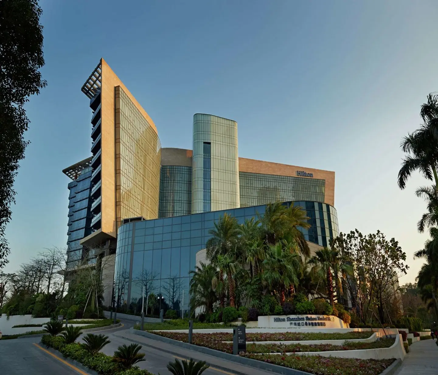 Hilton Shenzhen Shekou Nanhai EXTERIOR