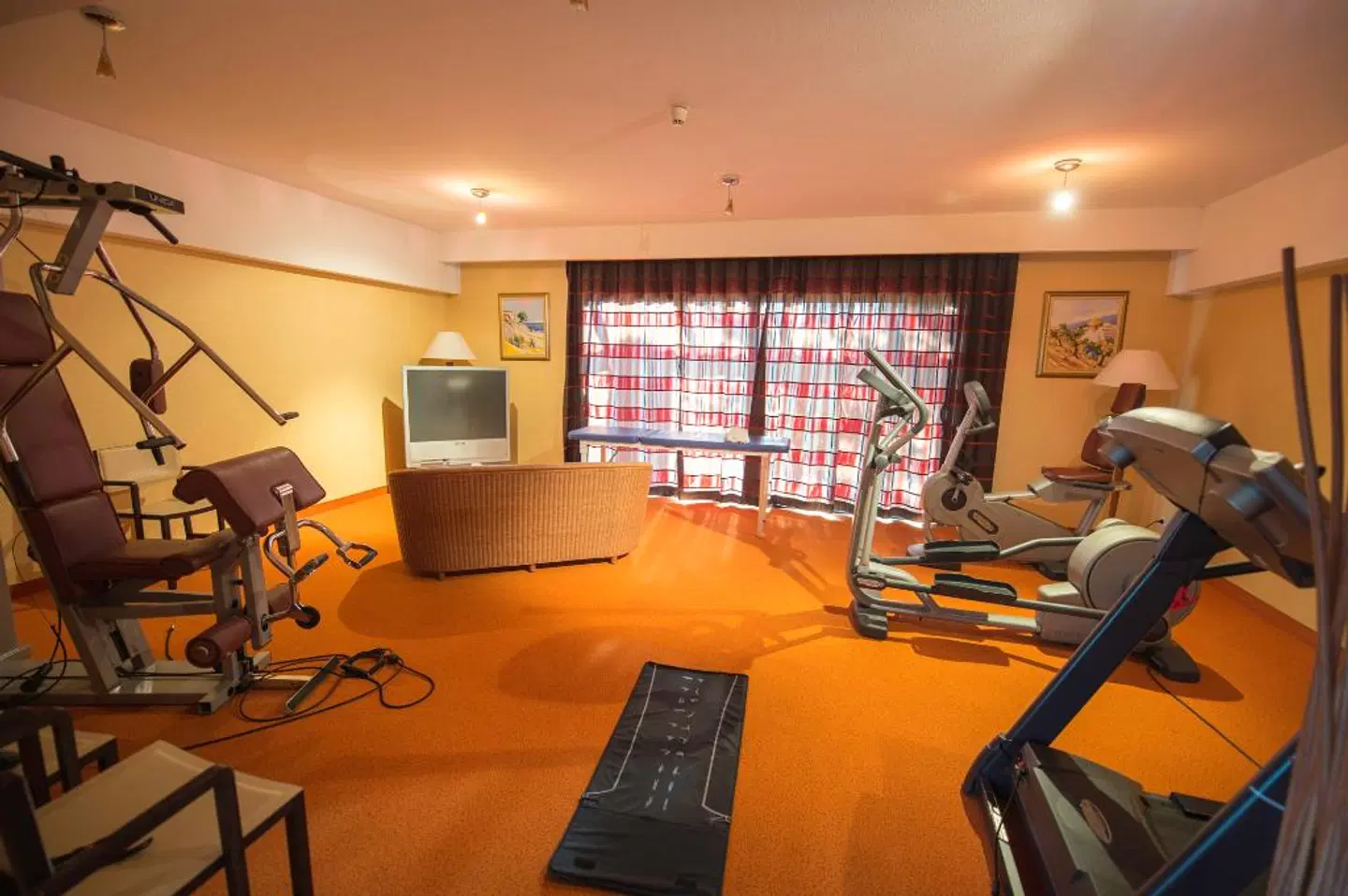 Chez Walter SPORTS_AND_LEISURE