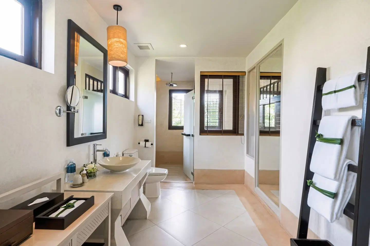 Melati Beach Resort & Spa Badezimmer
