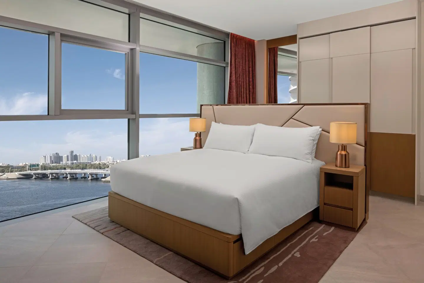 Hilton Dubai Creek Hotel & Residences ROOM_EXAMPLE