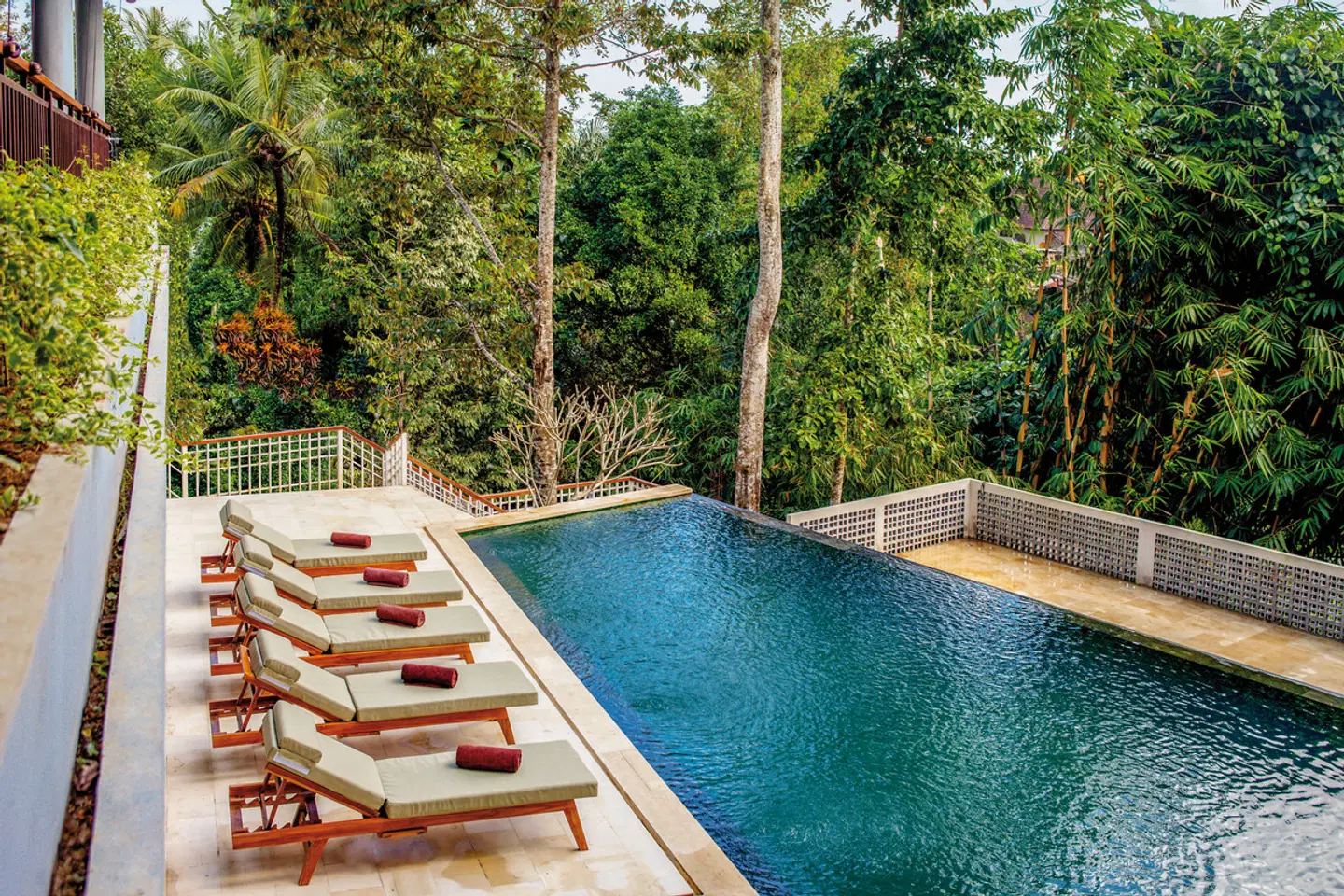 Dinara Ubud OUTDOOR_POOL