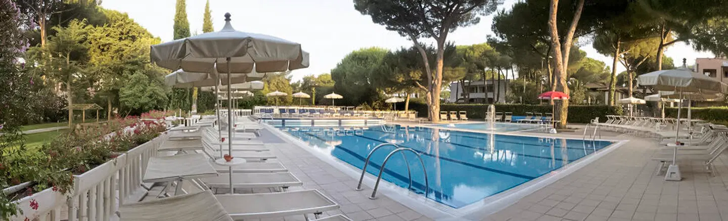 Park Hotel Marinetta OUTDOOR_POOL