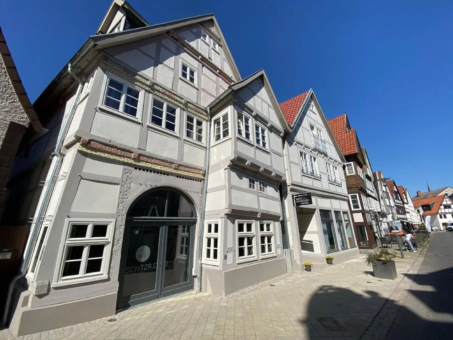 Wertschätzer Hotel EXTERIOR