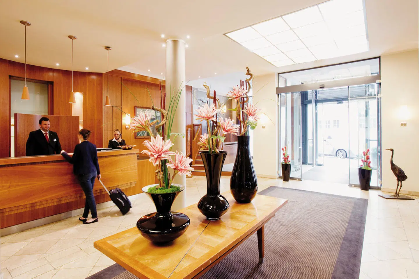 Vienna House by Wyndham Sonne Rostock LOUNGE_LOBBY
