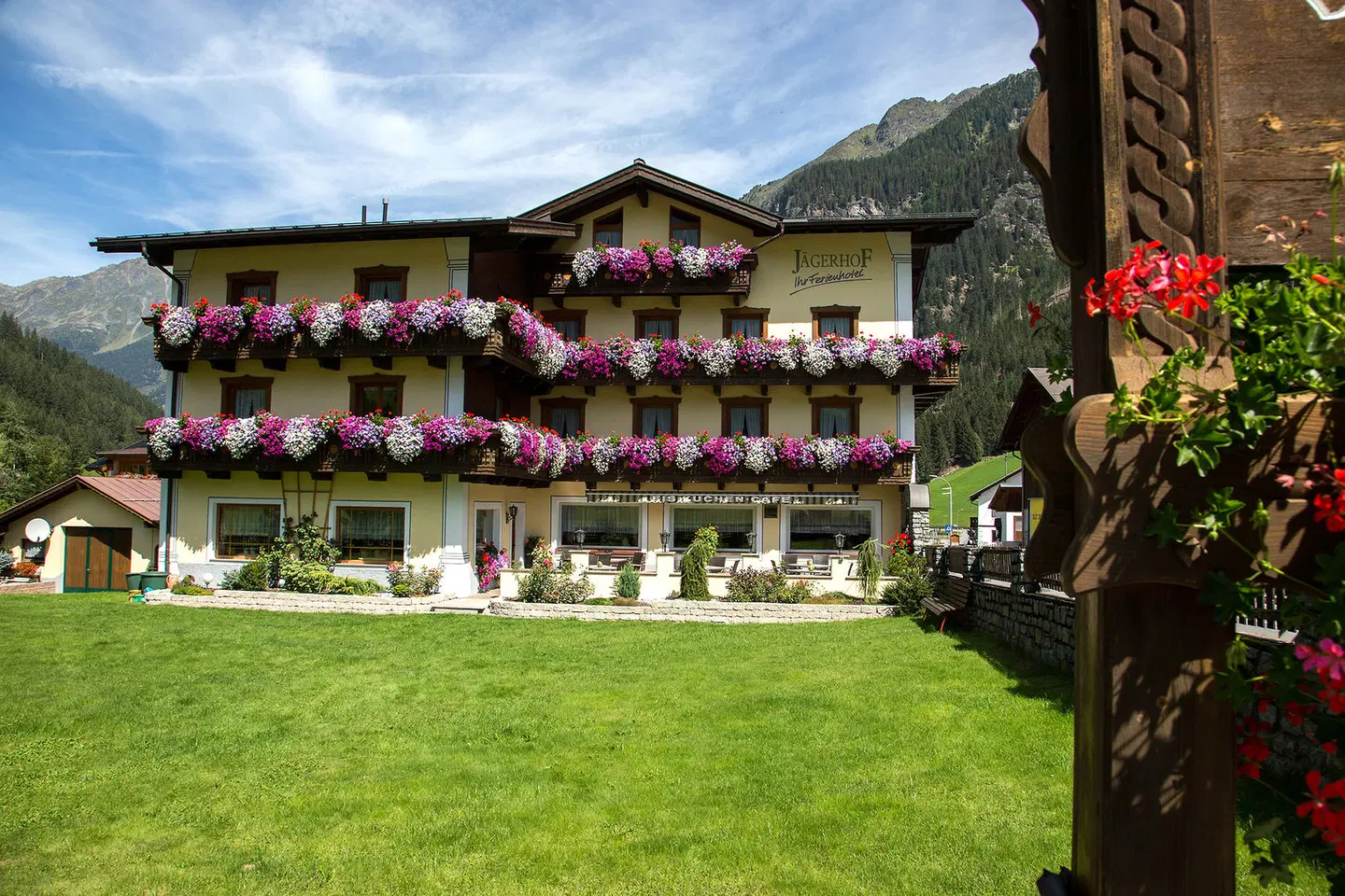 Jägerhof EXTERIOR