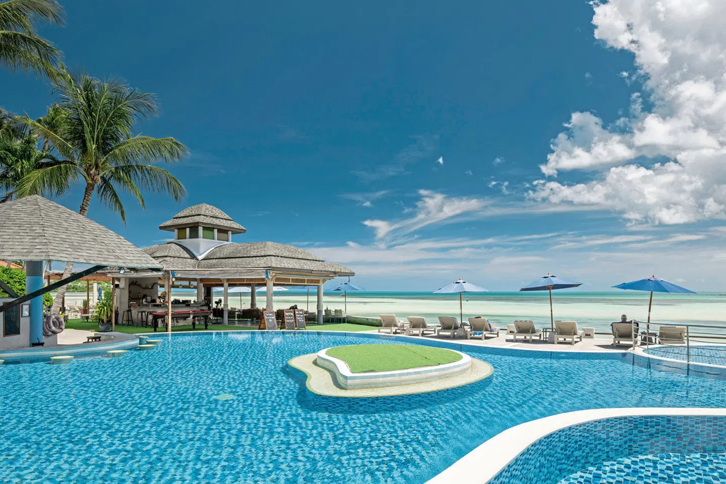 Chaba Cabana Beach Resort OUTDOOR_POOL
