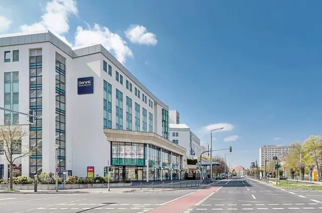 Dorint Hotel Dresden EXTERIOR