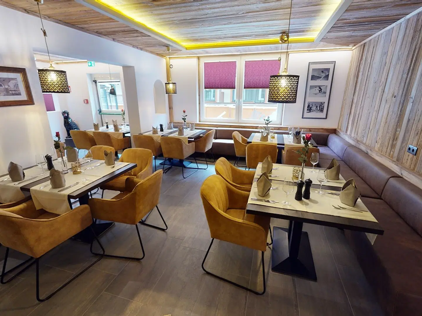 Hotel Panther'A LOUNGE_LOBBY