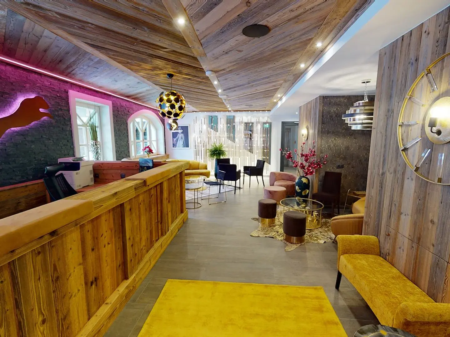 Hotel Panther'A LOUNGE_LOBBY