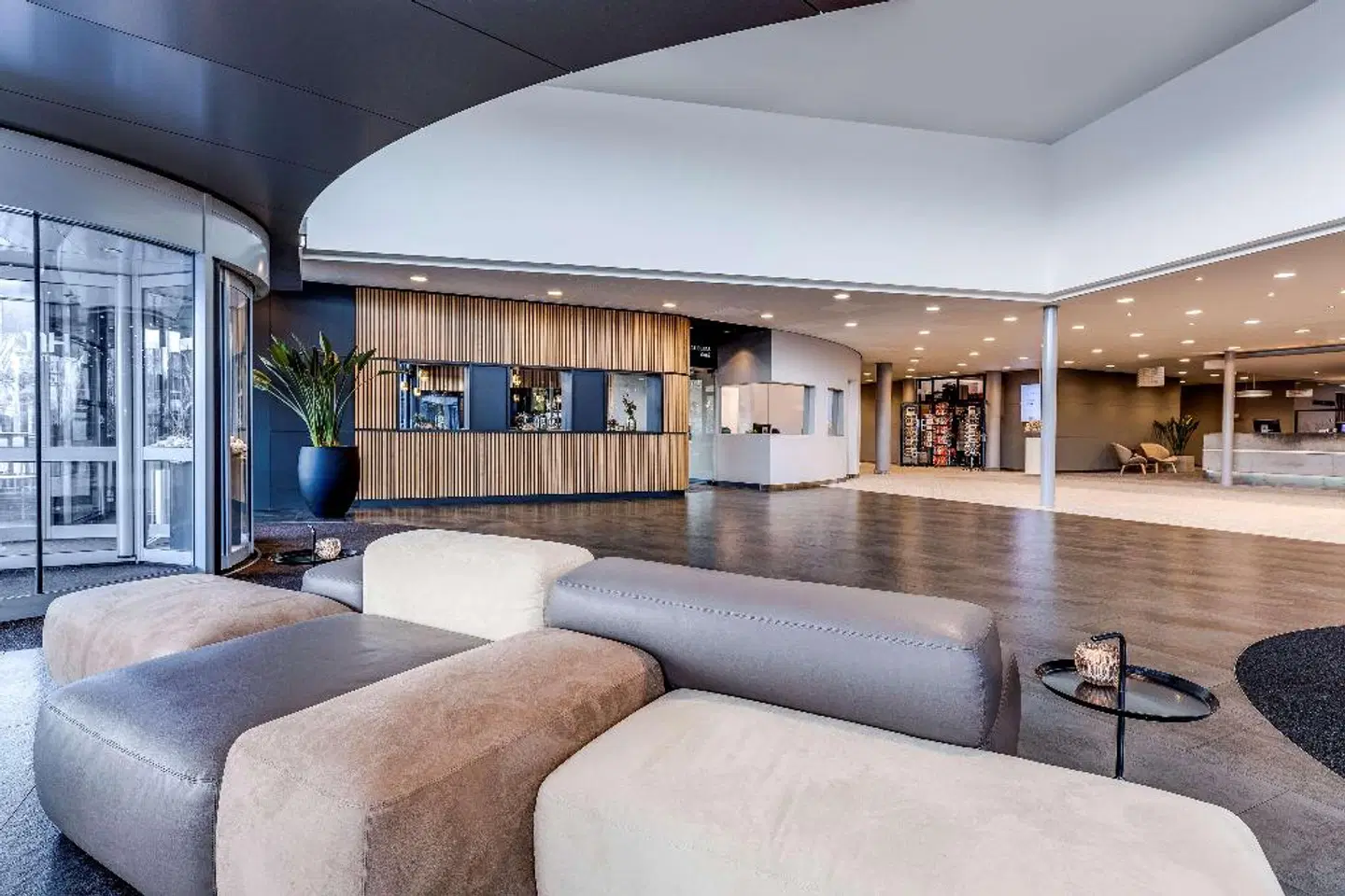 NH Leeuwenhorst LOUNGE_LOBBY