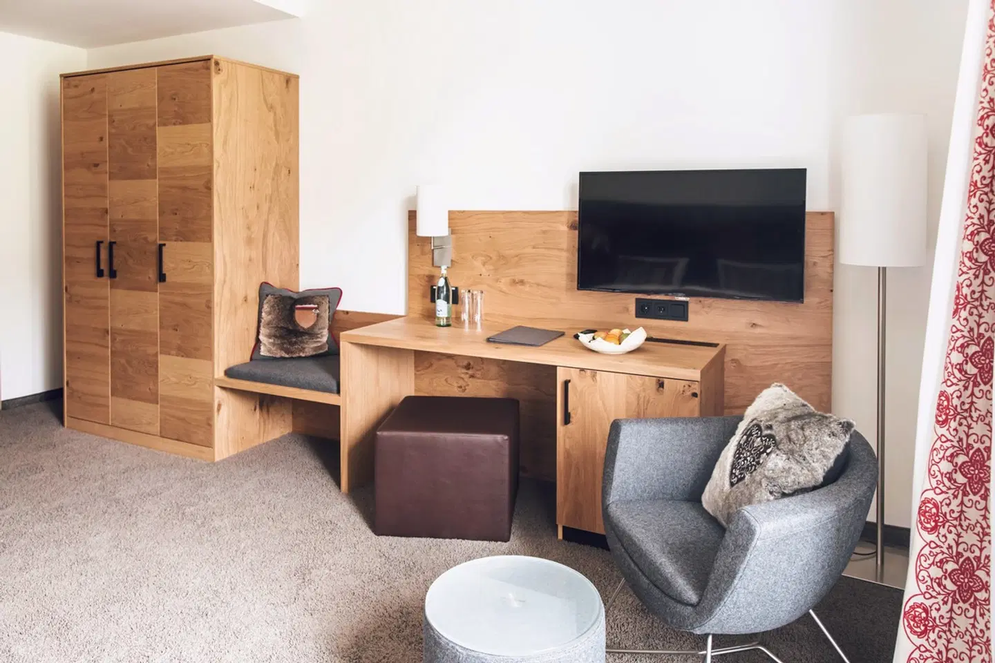 Hotel edita ROOM_EXAMPLE