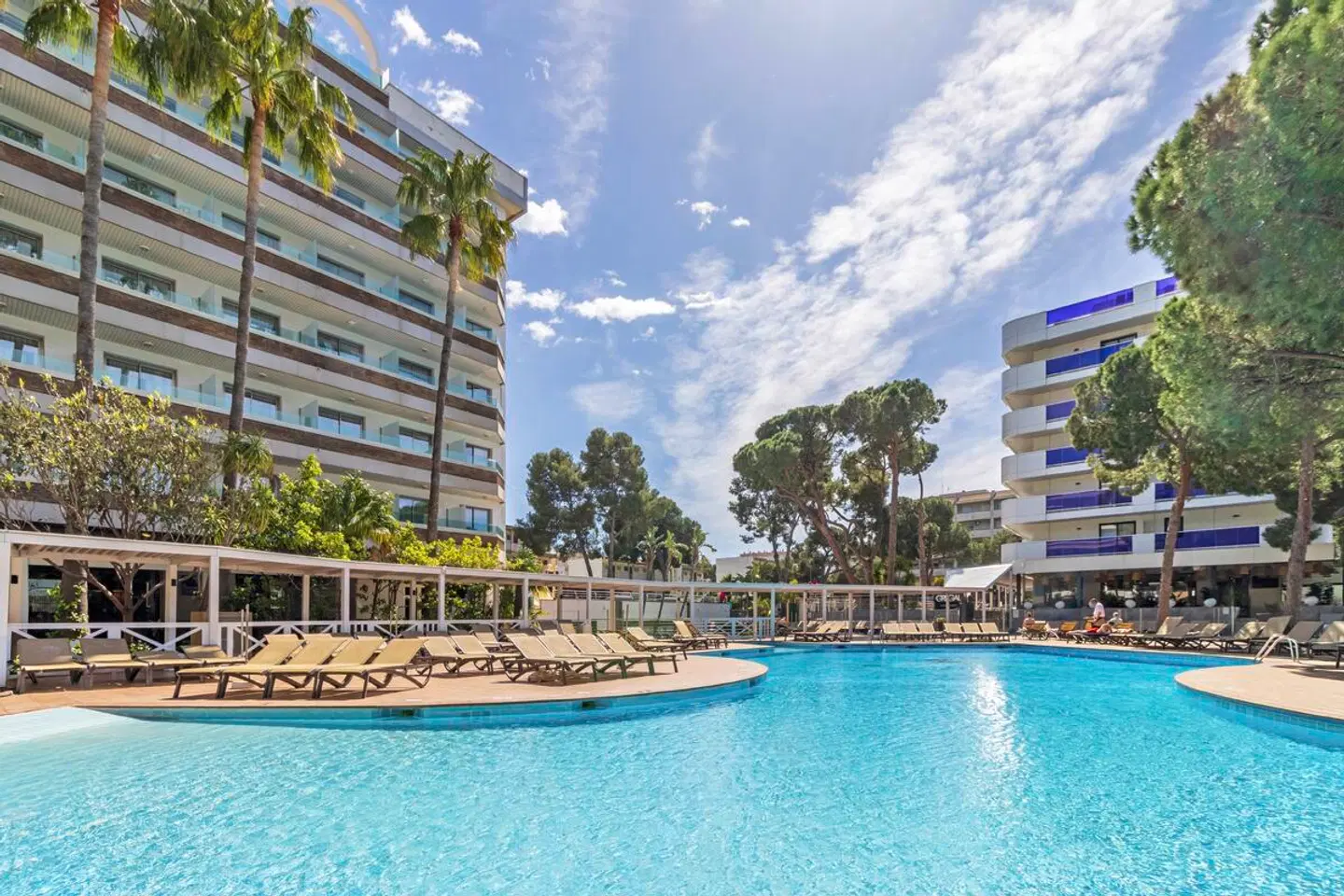 Golden Port Salou & Spa EXTERIOR