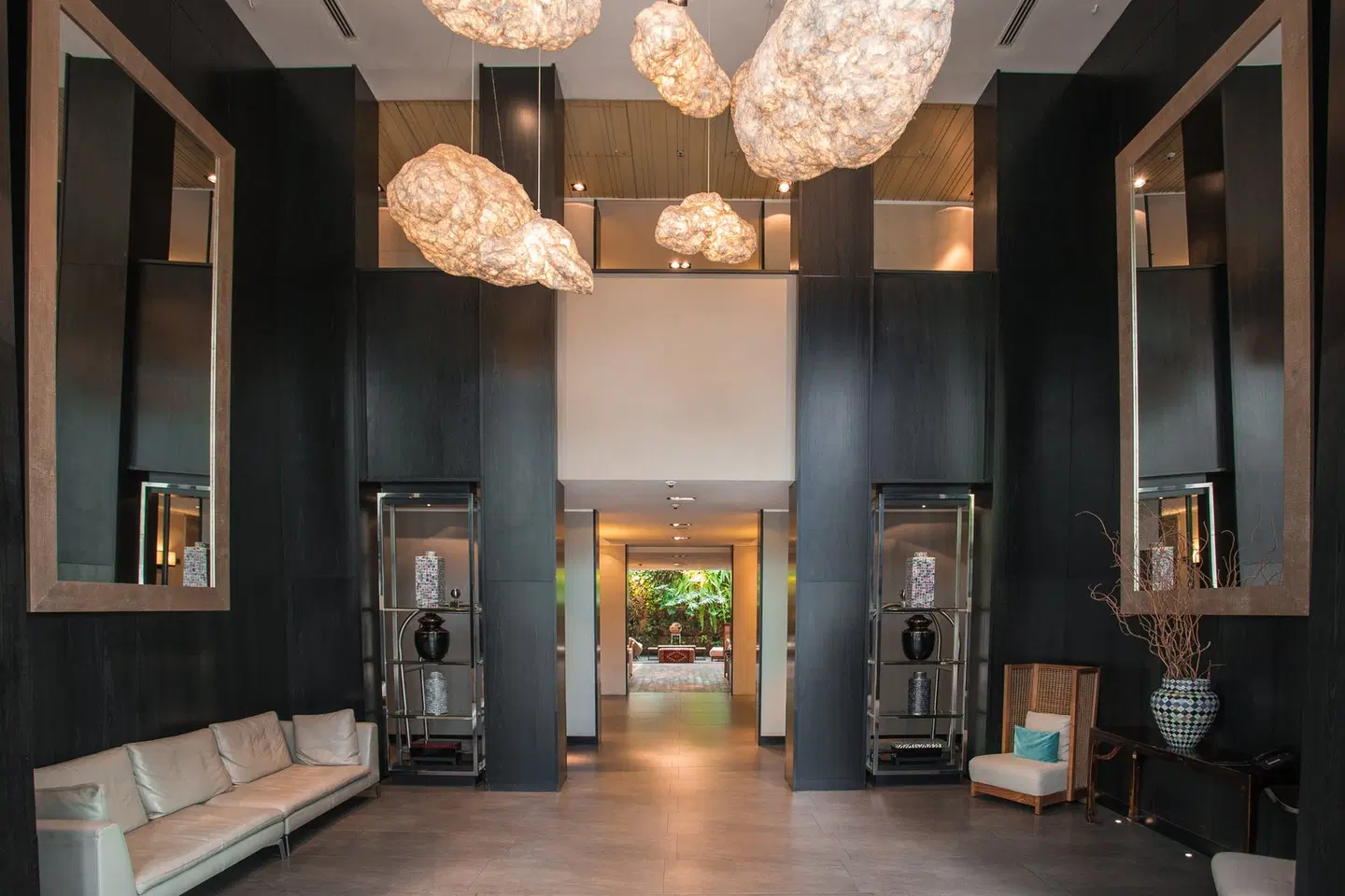 DoubleTree by Hilton Santiago- Vitacura EXTERIOR