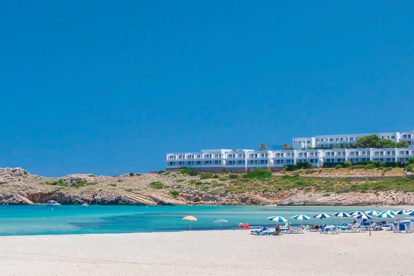 Beach Club Menorca Strand