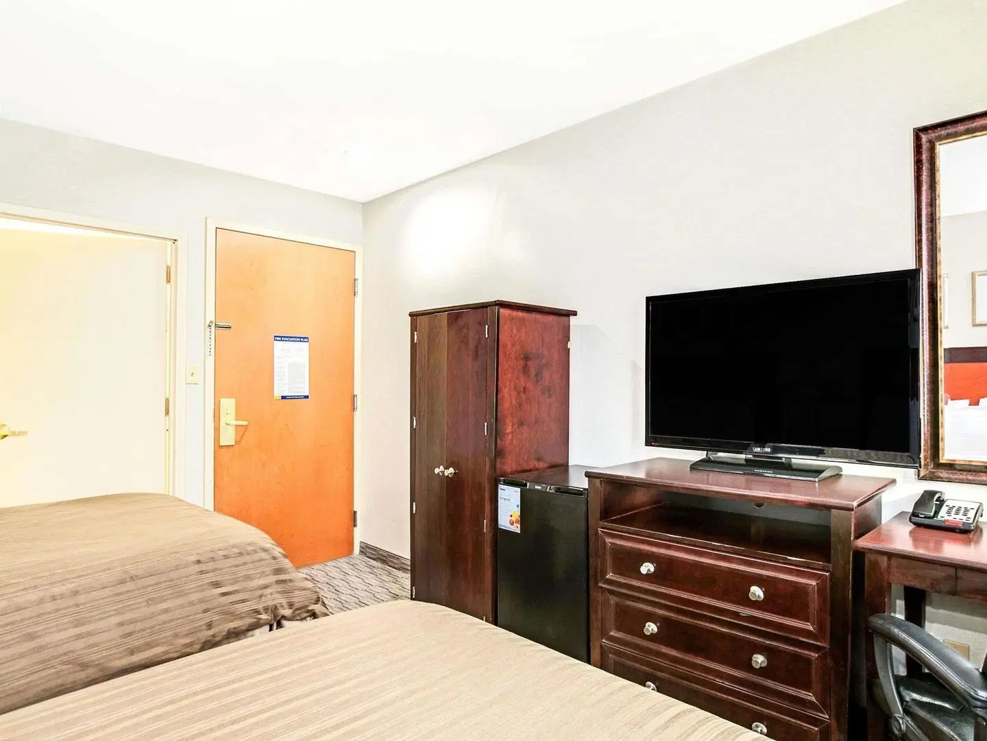 Days Inn by Wyndham Long Island City ROOM_EXAMPLE