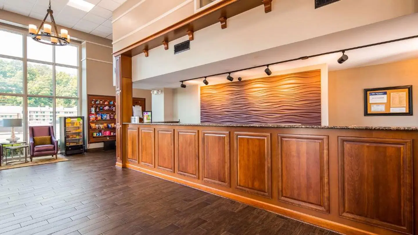Best Western Plaza Inn LOUNGE_LOBBY
