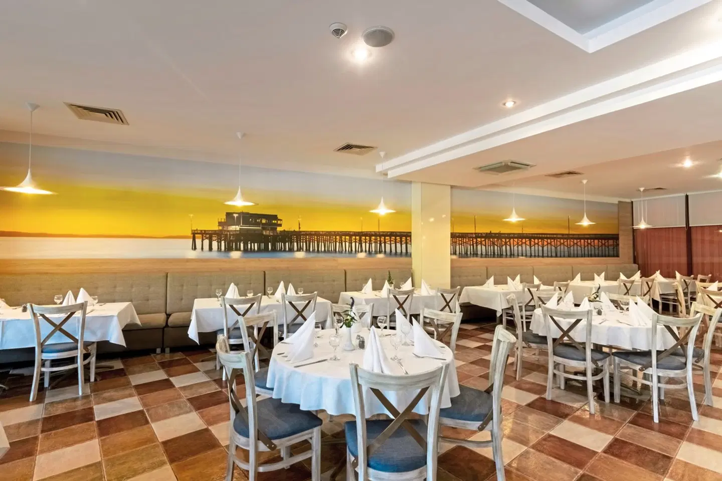 Kristal RESTAURANT