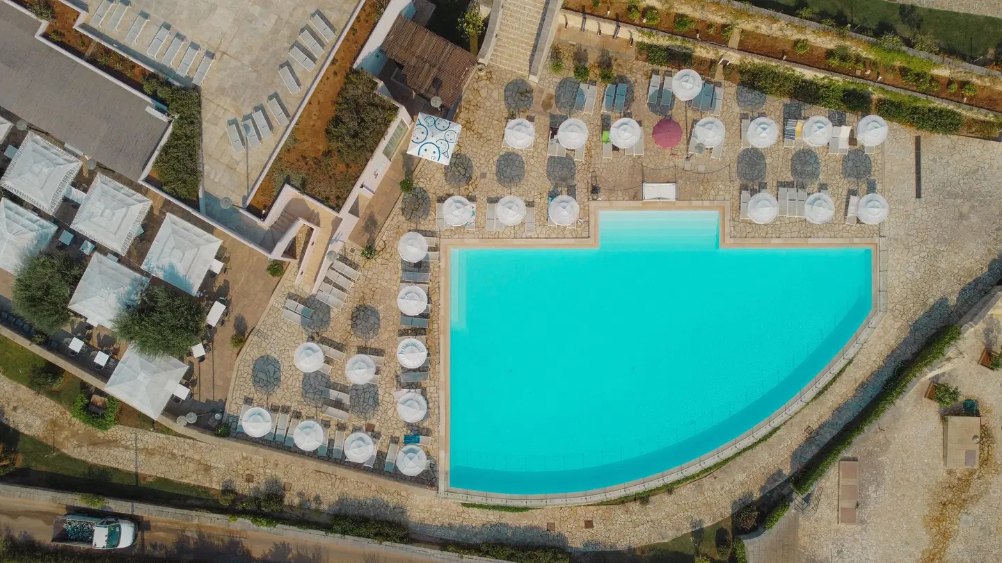Basiliani Resort OUTDOOR_POOL