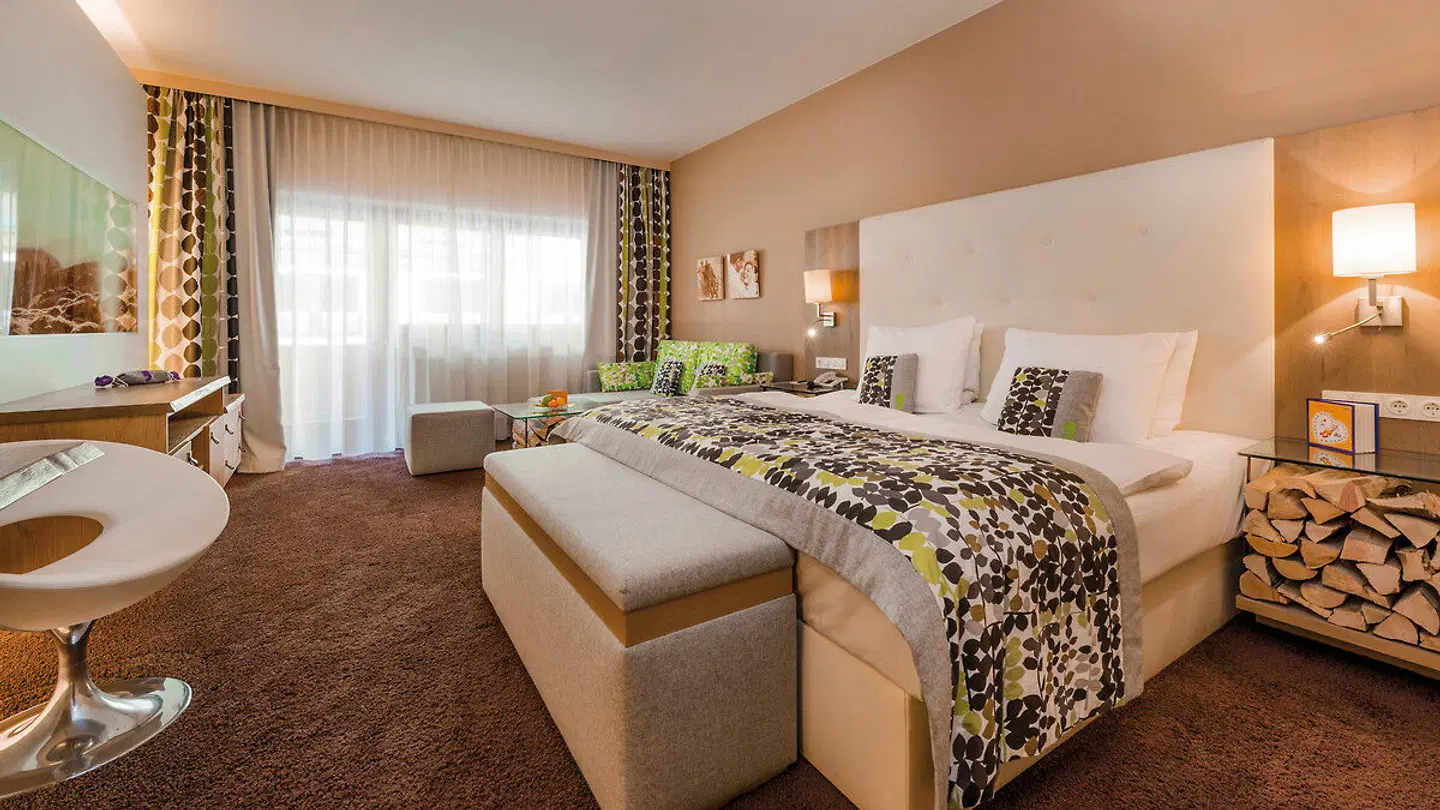 Eva Village ROOM_EXAMPLE