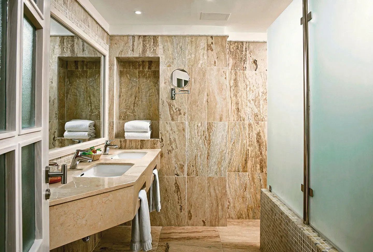 VIK Hotel Cayena Beach Badezimmer