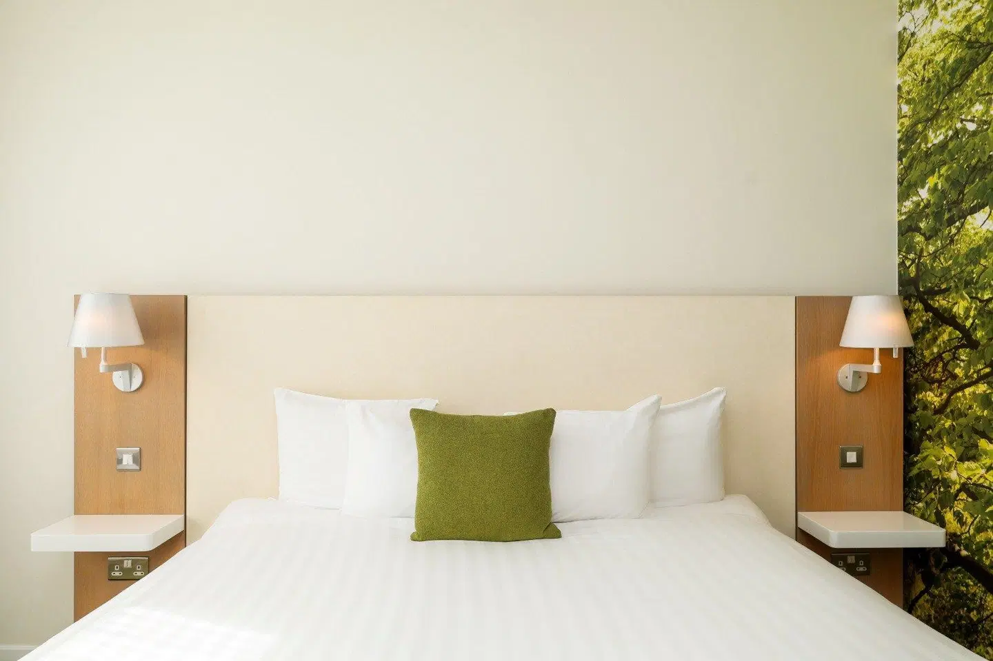 The Orchard Hotel & Restaurant ROOM_EXAMPLE