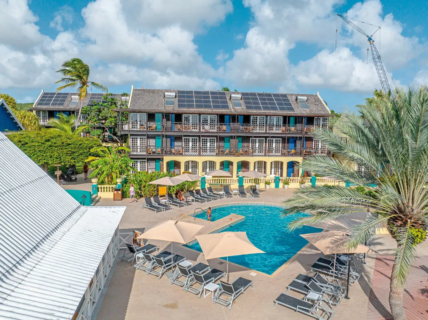 LionsDive Beach Resort EXTERIOR