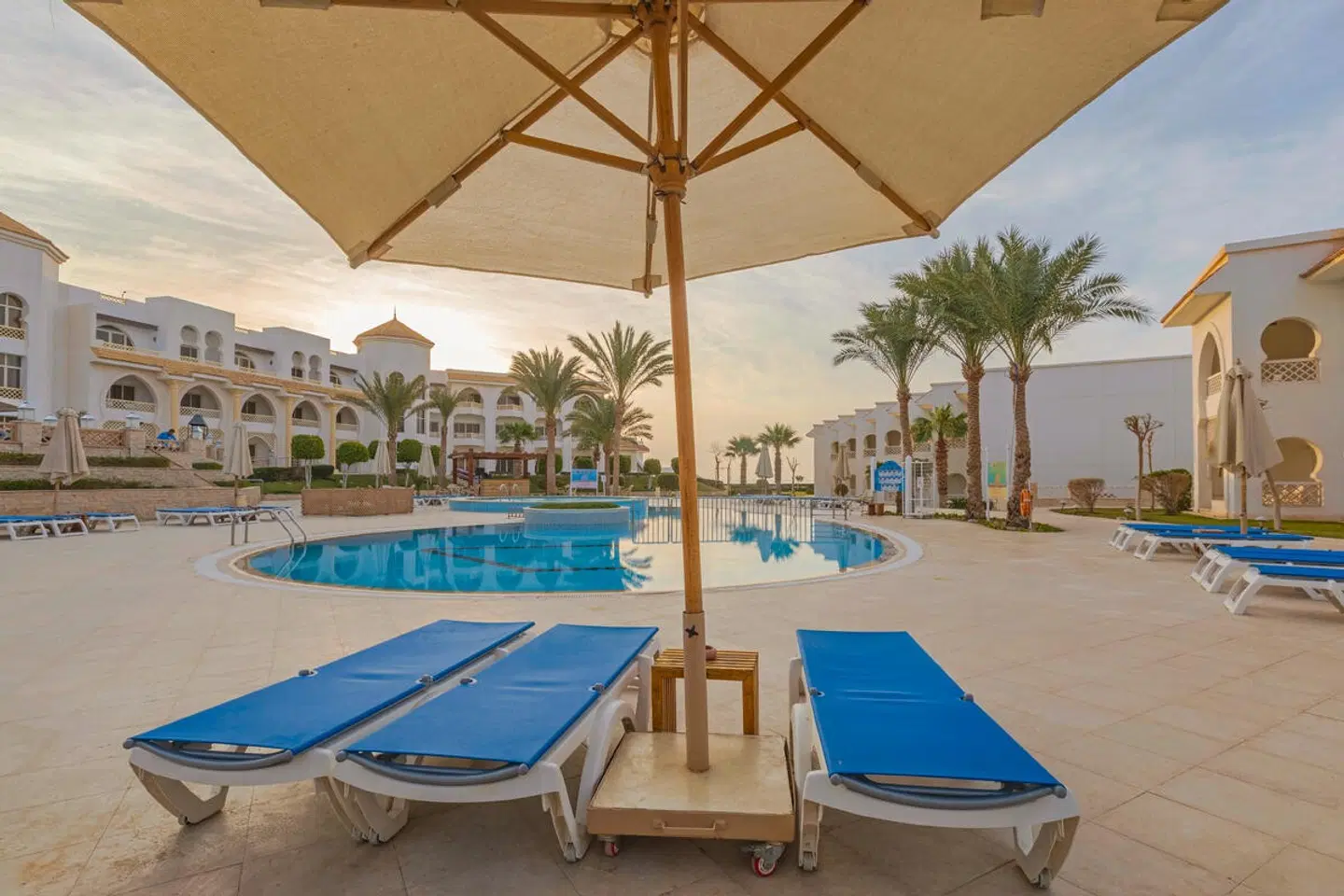 Old Palace Resort Sahl Hasheesh Hallenbad