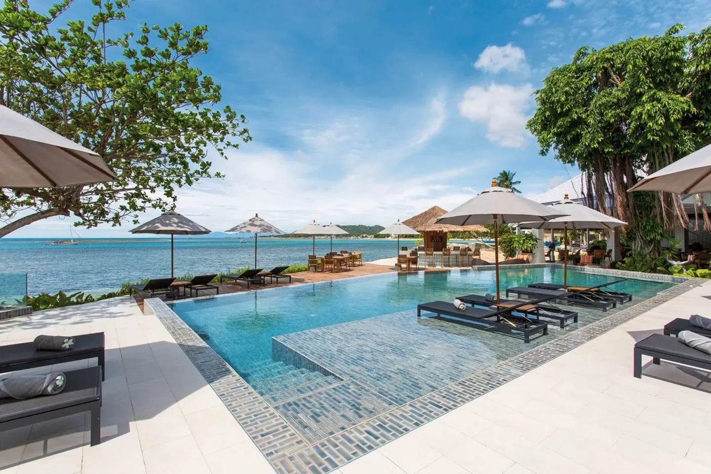 Rocky's Boutique Resort OUTDOOR_POOL