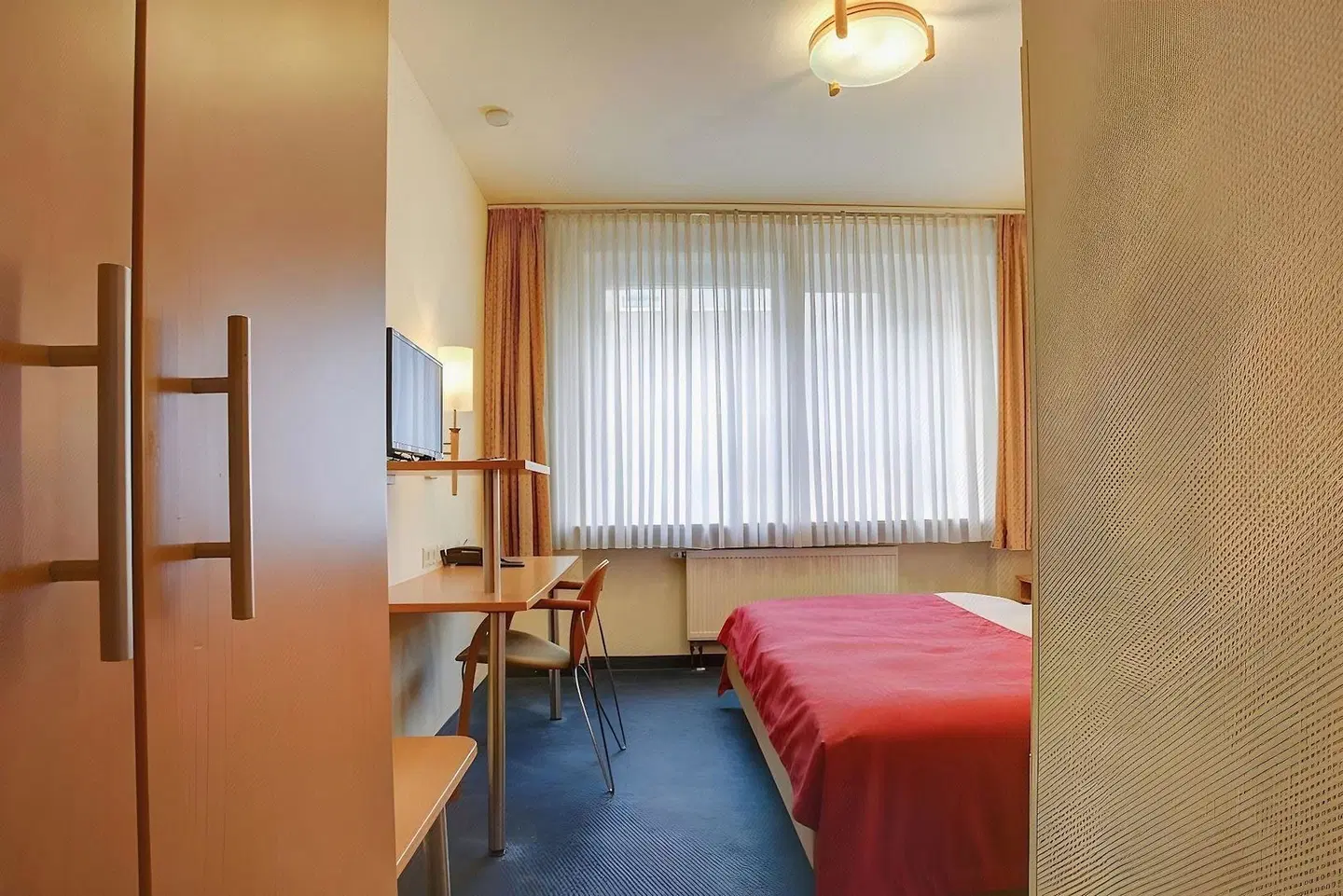 Trip Inn Hotel Conti ROOM_EXAMPLE