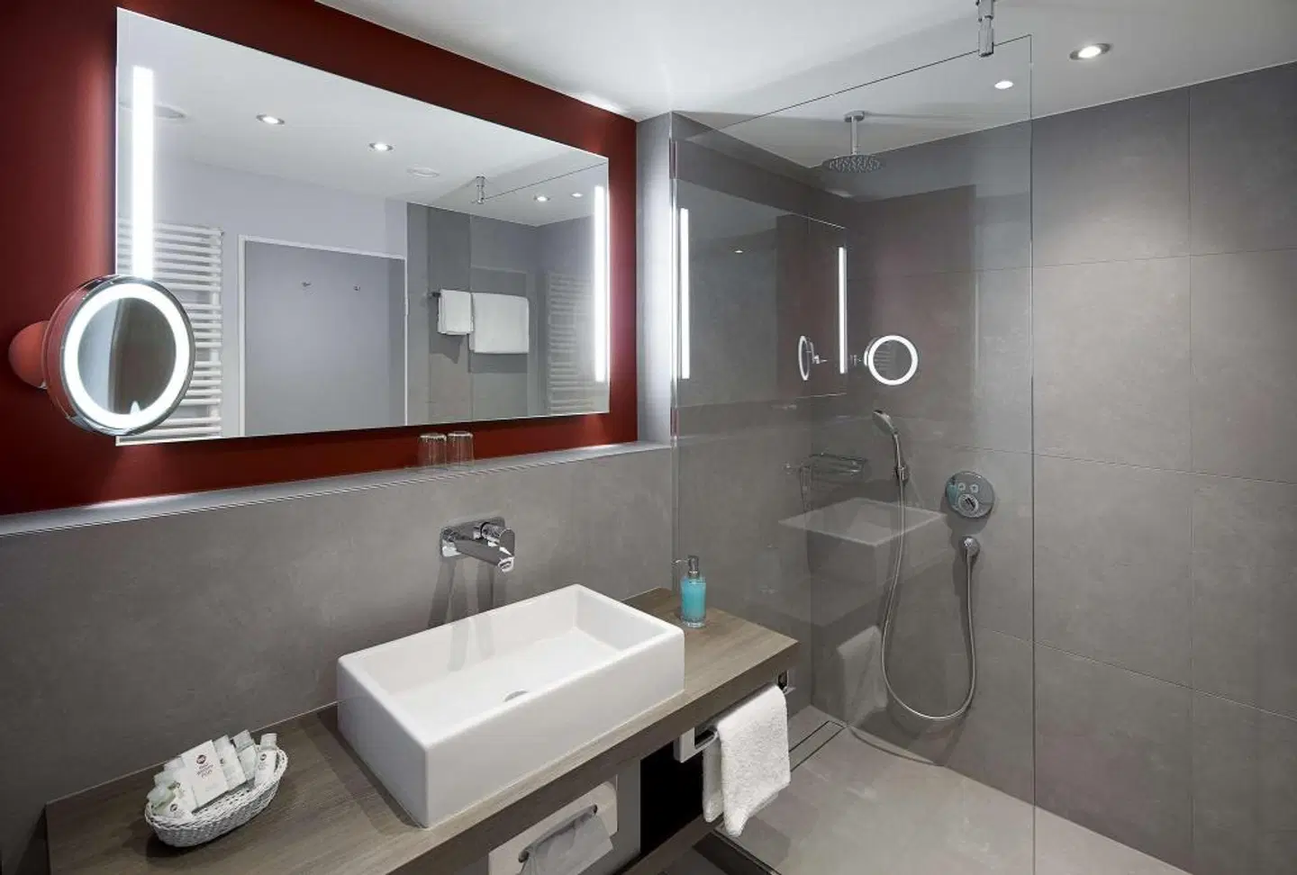 Best Western Premier Arosa Hotel Badezimmer