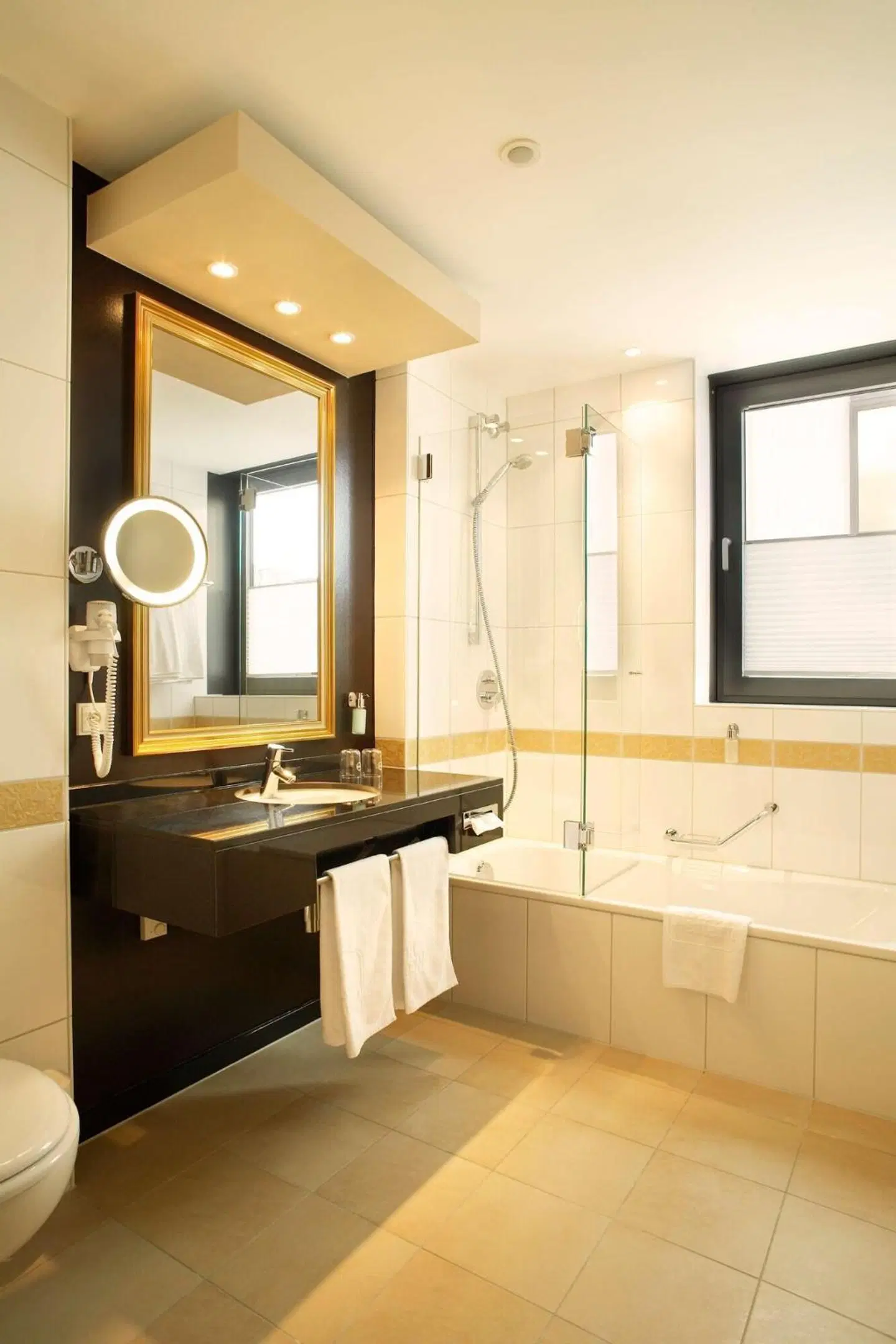 Best Western Premier Arosa Hotel Badezimmer