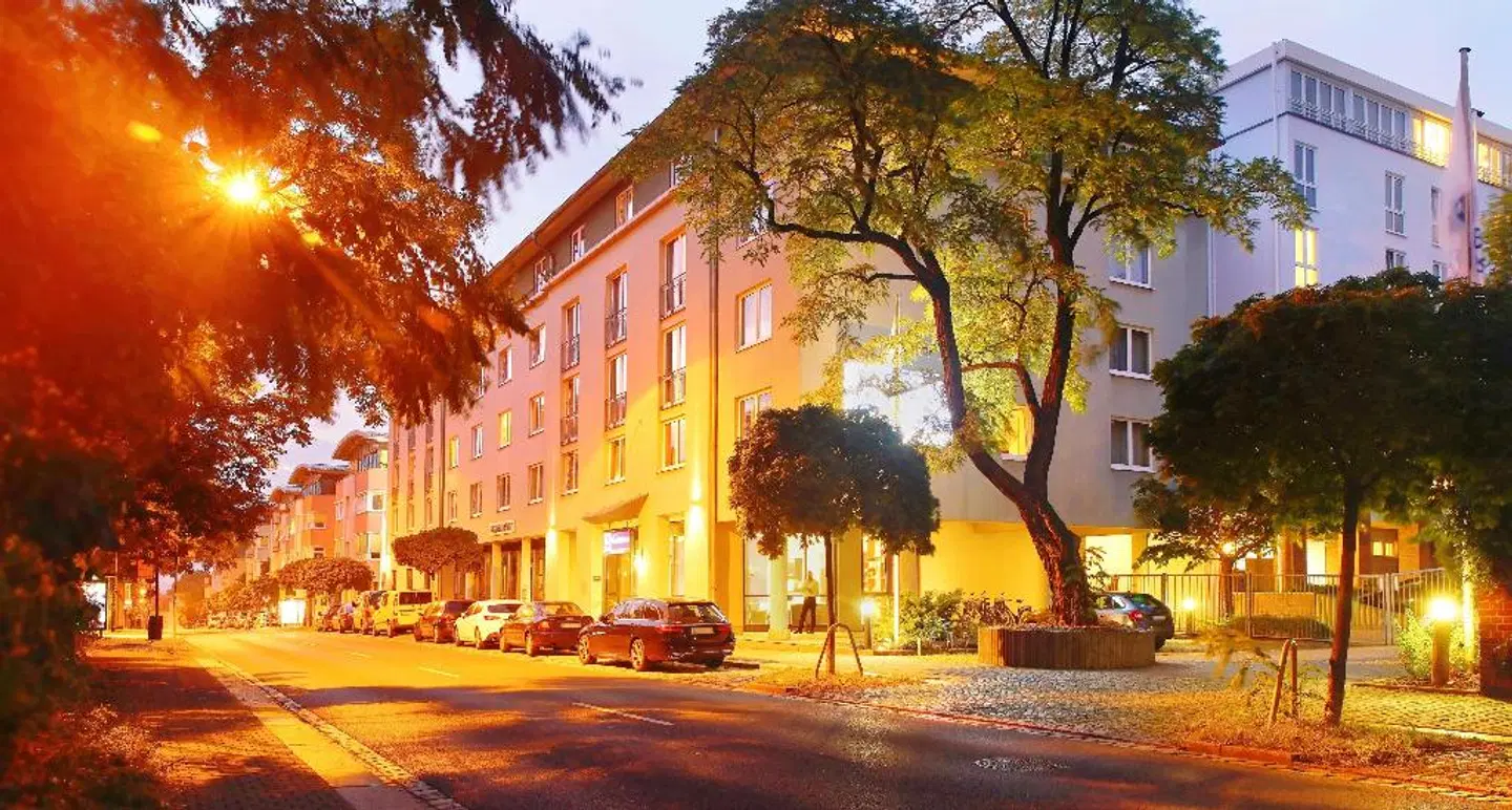 Best Western Macrander Hotel Dresden EXTERIOR