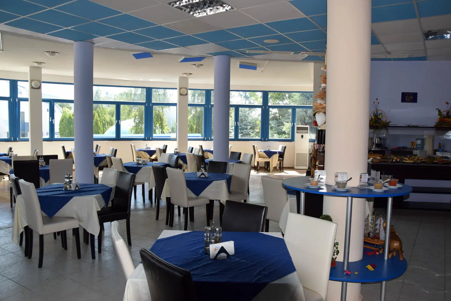 Sineva Park Restaurant