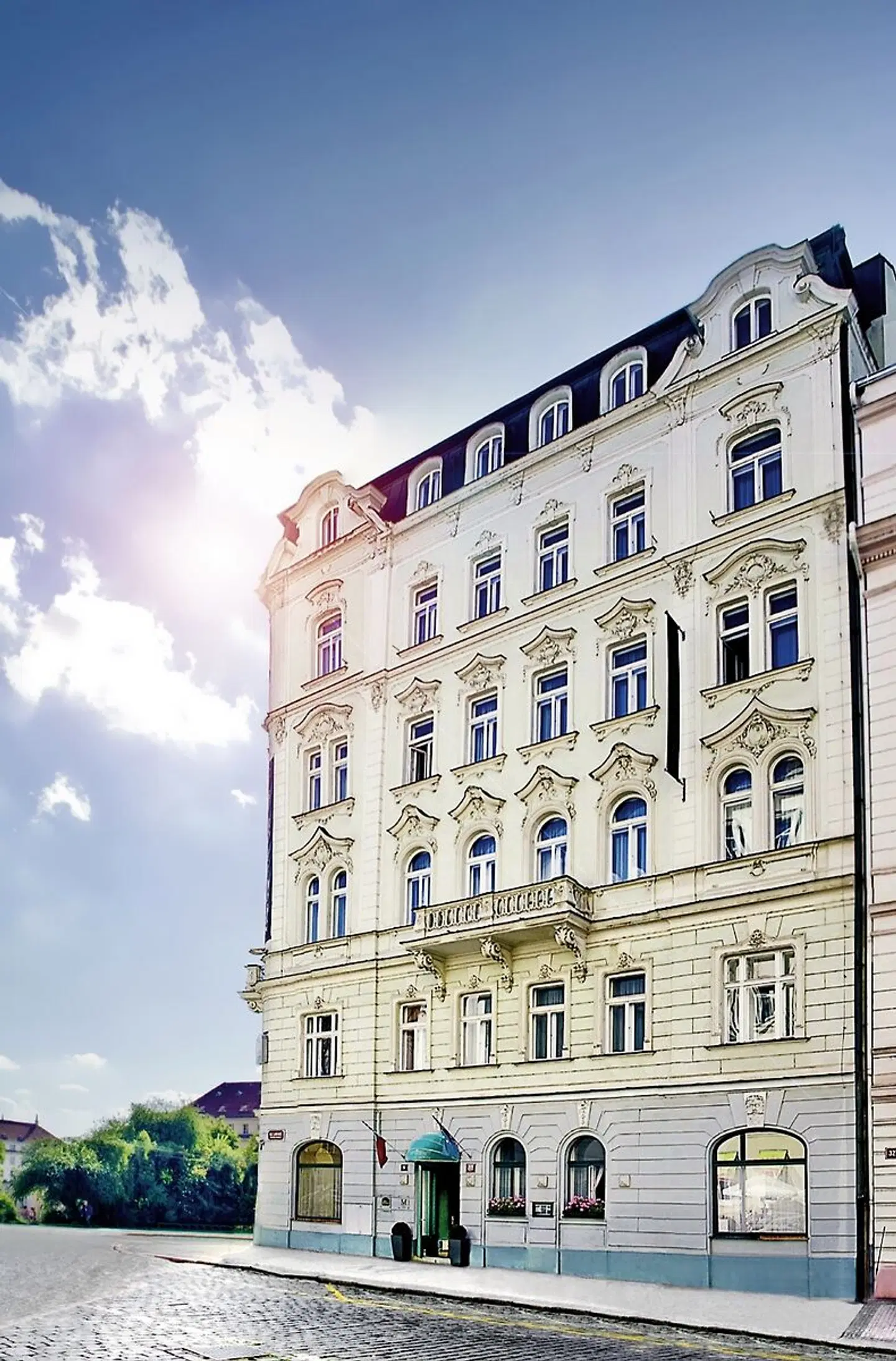 Best Western Hotel Moran EXTERIOR