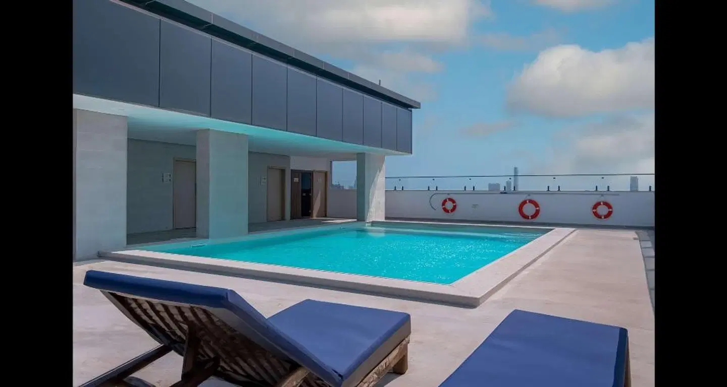 Best Western Plus Jeddah Hotel Madinah Road OUTDOOR_POOL