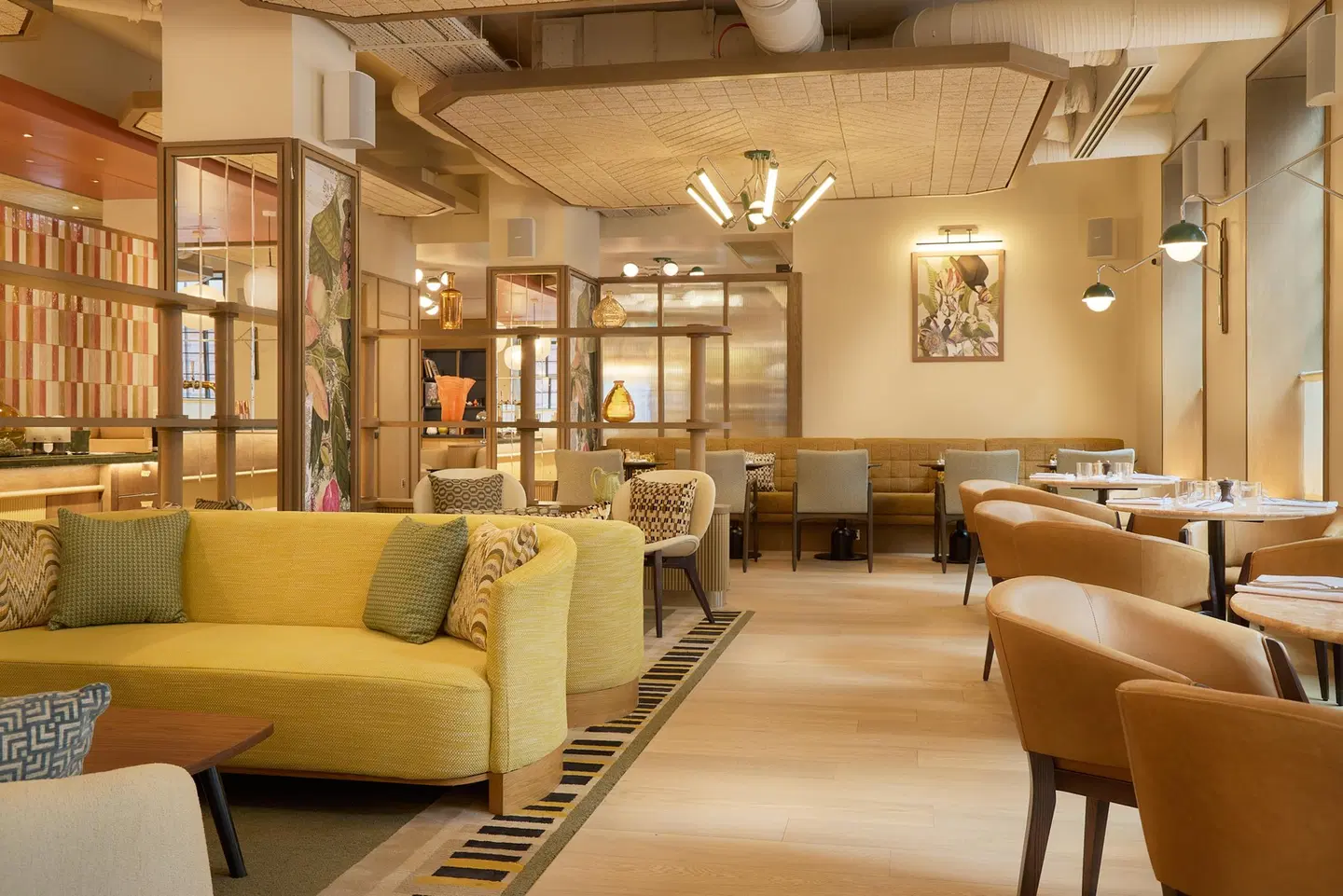 The Derby London City, Curio Collection by Hilton LOUNGE_LOBBY