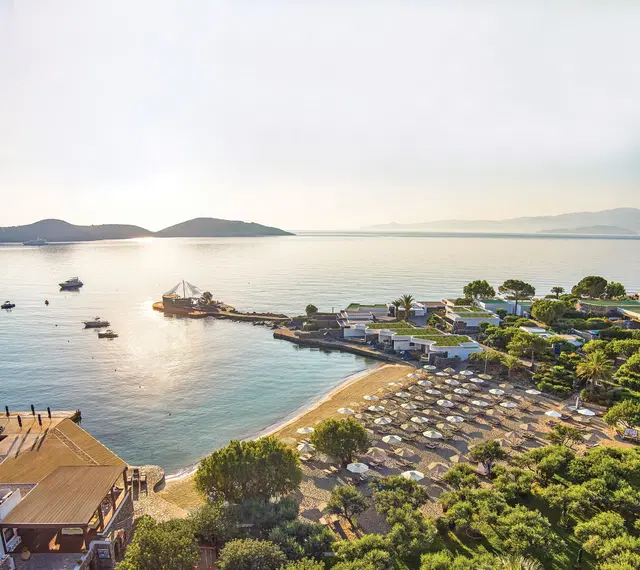 Elounda Beach Hotel & Villas LANDSCAPE
