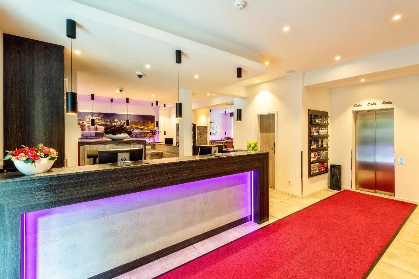 CityClass Hotel Caprice am Dom Bar