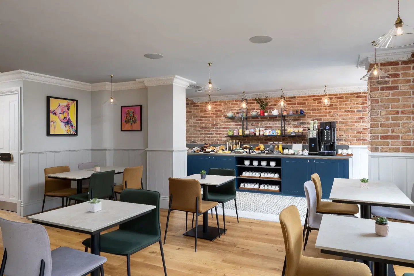 The 55 by Le Mirage Bar