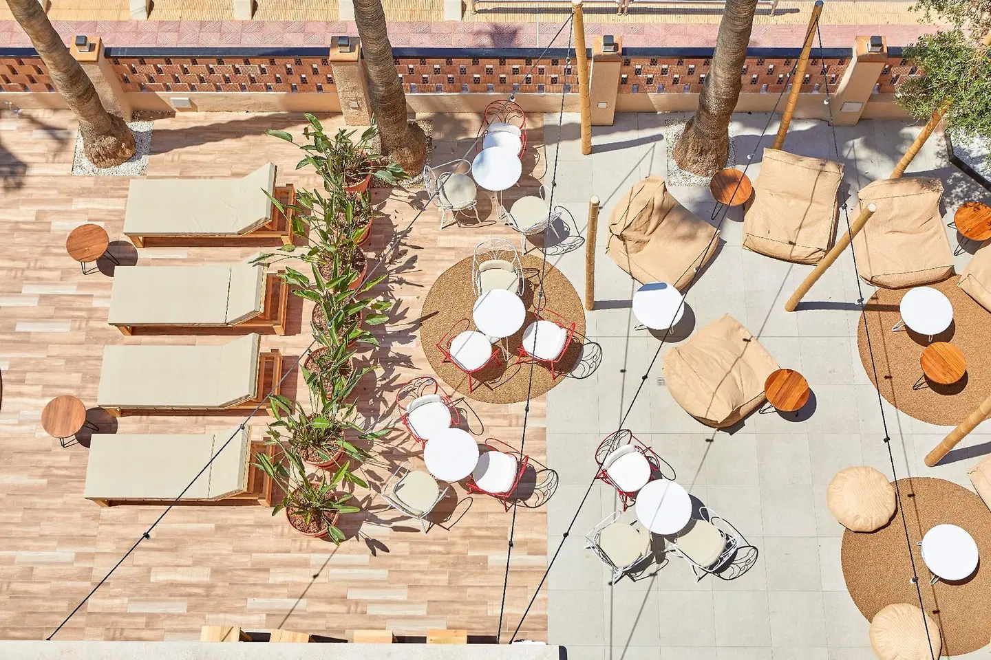 tent Capi Playa PEOPLE